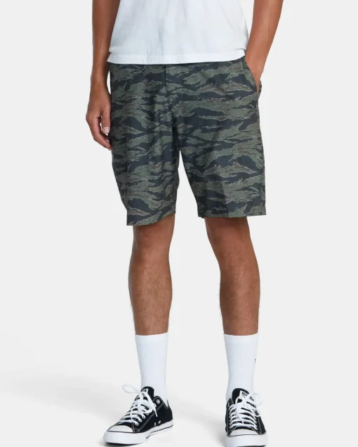 ALL TIME HEMP HYBRID 19" SHORTS