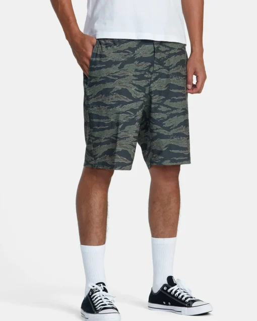ALL TIME HEMP HYBRID 19" SHORTS