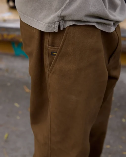 AMERICANA CHINOS