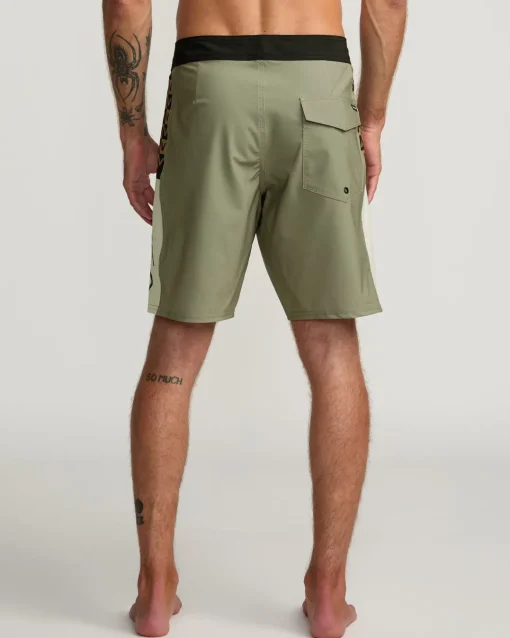 APEX 2 BOARDSHORTS 18''