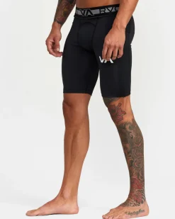 COMPRESSION TRAINING SHORTS