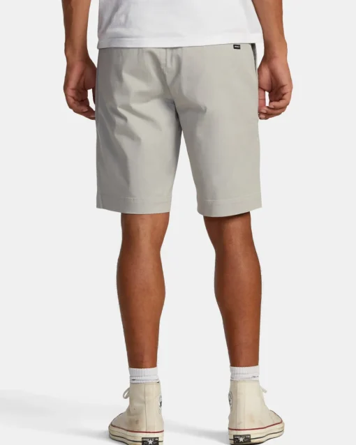 WEEKEND STRETCH 20" SHORTS