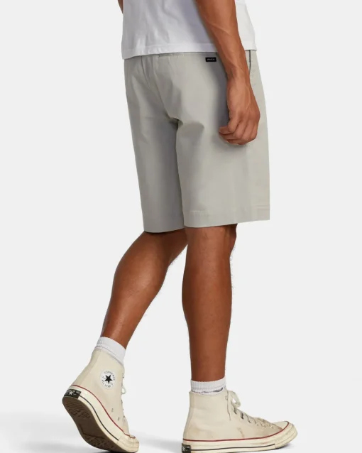 WEEKEND STRETCH 20" SHORTS