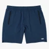 YOGGER STRETCH 17" ATHLETIC SHORTS