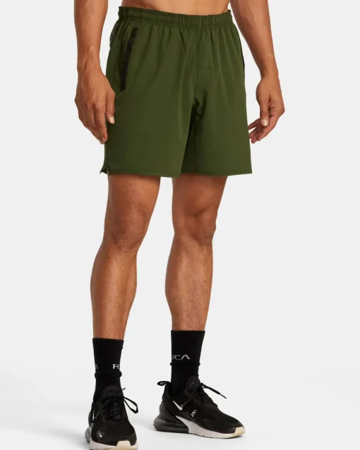 YOGGER STRETCH 17" ATHLETIC SHORTS