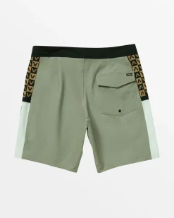 APEX 2 BOARDSHORTS 18''