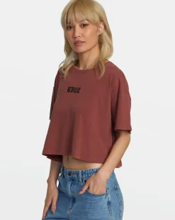 BOYFRIEND CROPPED TEE