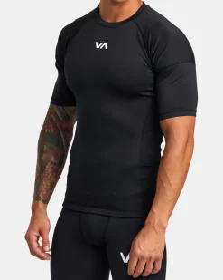 COMPRESSION TECHNICAL SHORT SLEEVE TOP