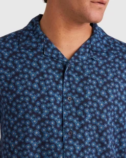 COSMOS SHORT SLEEVE SHIRT