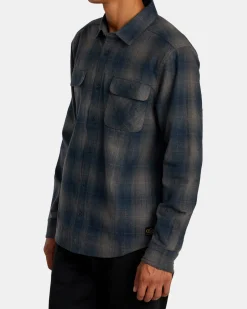 DAYSHIFT FLANNEL LONG SLEEVE TOP