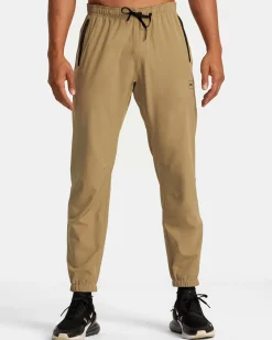 HAWAII ELASTIC WAIST YOGGER PANTS