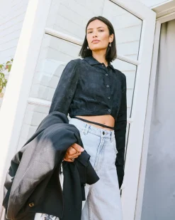 INVISIBLE MAN LONG SLEEVE CROP TOP