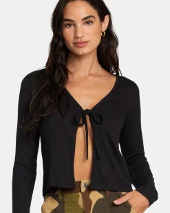 LOVE ME LONG SLEEVE TOP