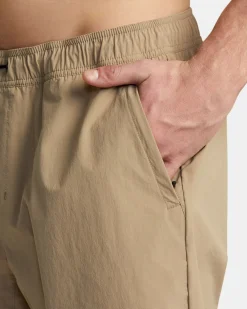 SPECTRUM TECH SHORT UTILITY SHORTS