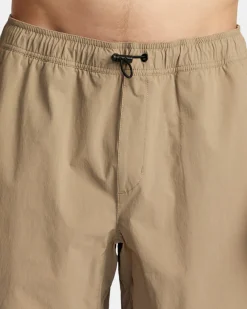 SPECTRUM TECH SHORT UTILITY SHORTS