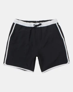 YOGGER HYBRID 17" ATHLETIC SHORTS