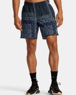 YOGGER STRETCH 17" ATHLETIC SHORTS